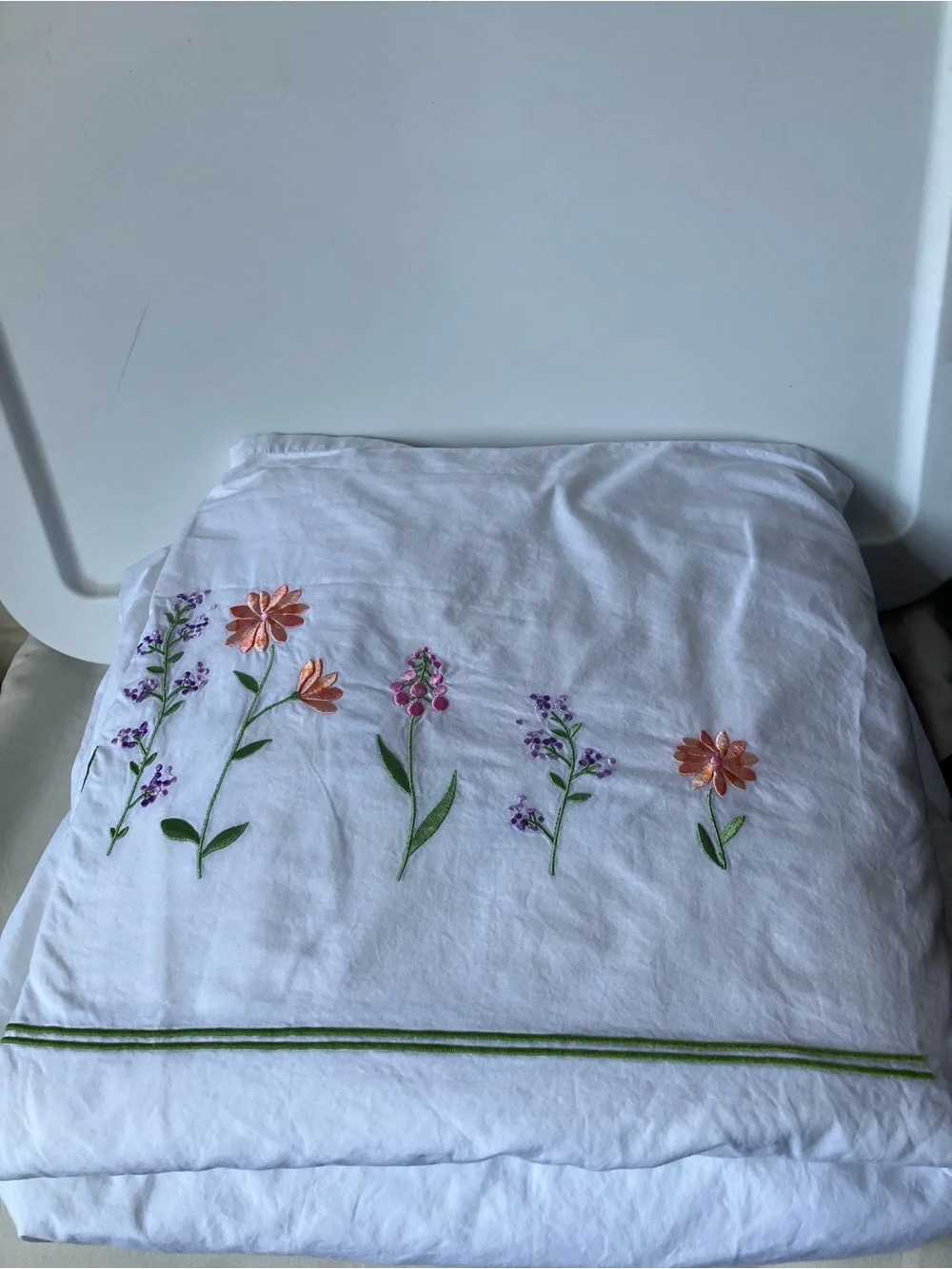 La Maison de Domitille Queen Sheet Set White Floral Embroidered Flat Fitted